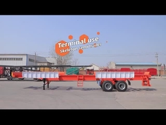 Terminal mit Satteltrailer
