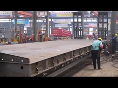 Halbanhänger mit niedrigem Boden für schwere Lasten